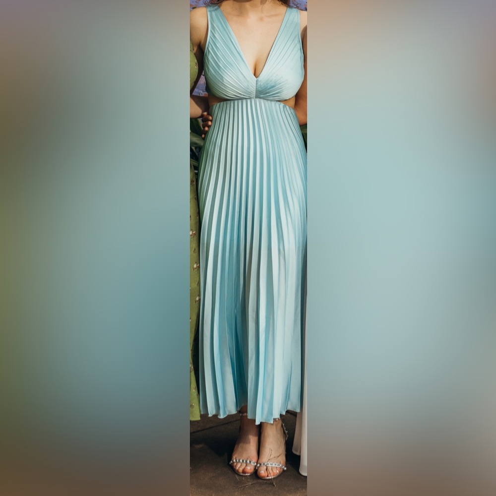 Abercrombie & Fitch pleated dress — size S